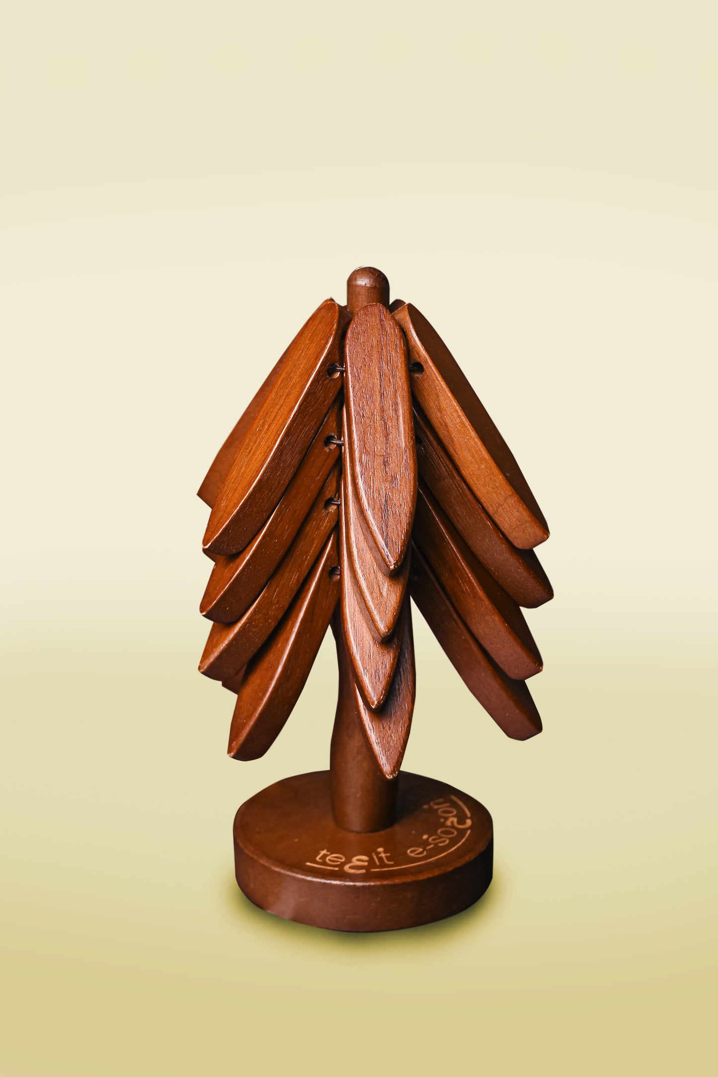 Wooden Coaster "Te3it el so5on"